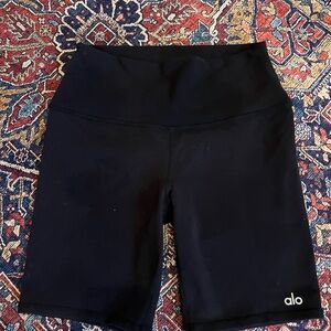 ALO Yoga Women's Midnight Black Bike Shorts